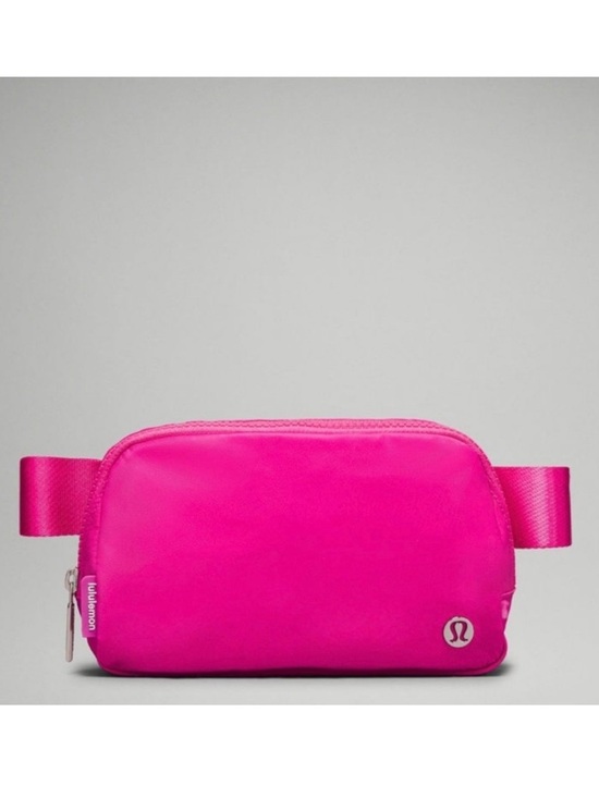 lululemon athletica Handbags - Lululemon everywhere belt bag Hot Pink